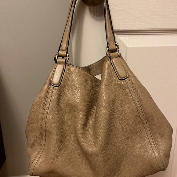 Gucci bag - Picture 2 of 4